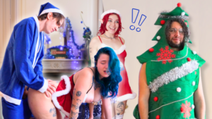 Cuckold Christmas Tree Returns While He Was Banging That Hot Mrs. Claus - Foursome Hard French