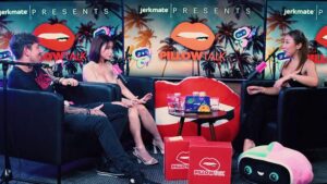 Nicole Doshi and Baby Yujia love taking small cocks