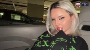 The street slut gave herself away for free