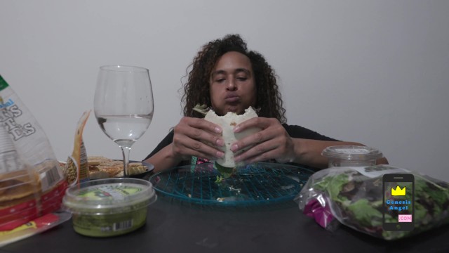 Genesis Angel Mukbang 2